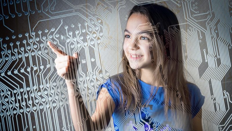 Girls in Tech shutterstock_539271340x1200x679.jpg