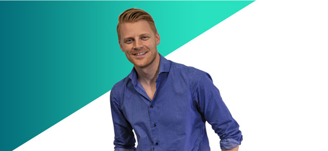 Secondments & internal promotion Smiling Nominet staff member